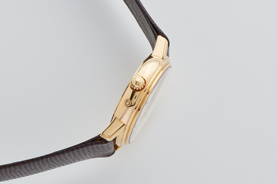 Patrimony Power Reserve in 18k Yellow Gold