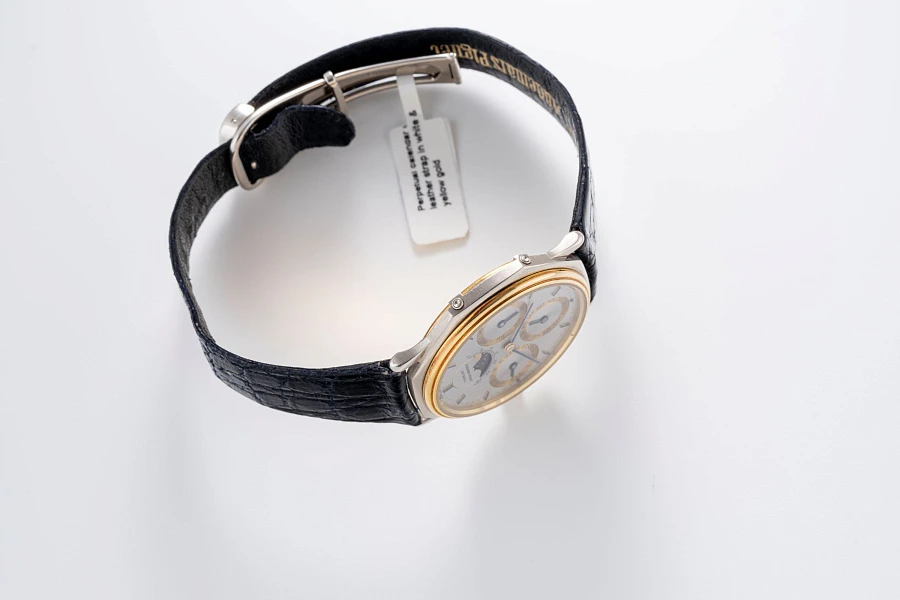 Quantième Perpetual Calendar Ref. 5557CA in 18k White and Yellow Gold