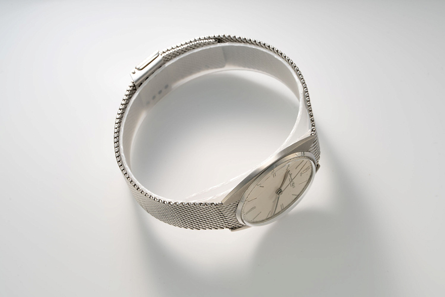 Ultra Thin Cushion Case Ref. 1419 in Stainless Steel