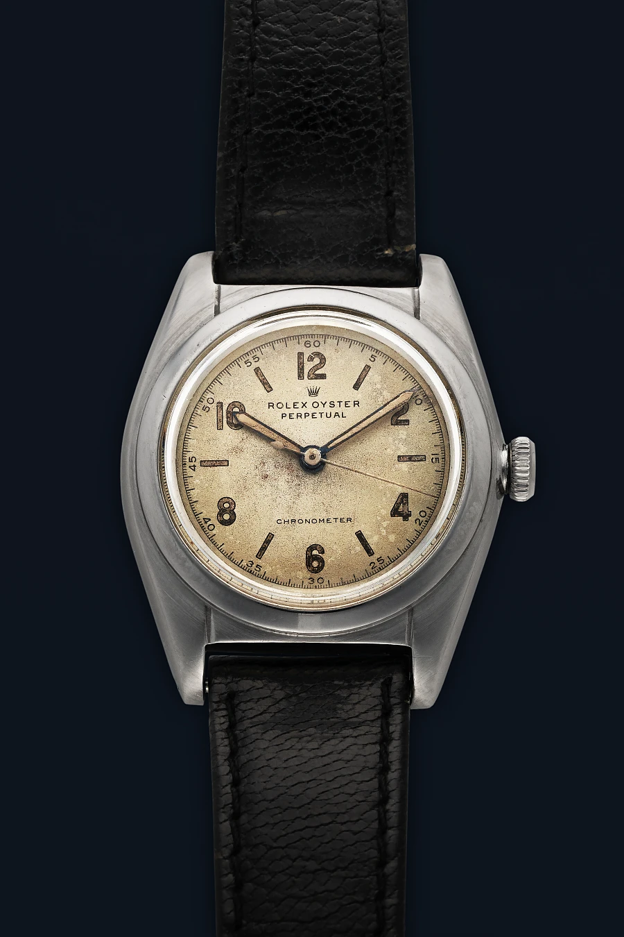 Bubble Back Ref. 2940 in Stainless Steel