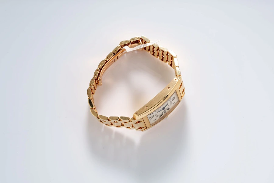 Tank Américaine Ref. 2482 in 18k Yellow Gold