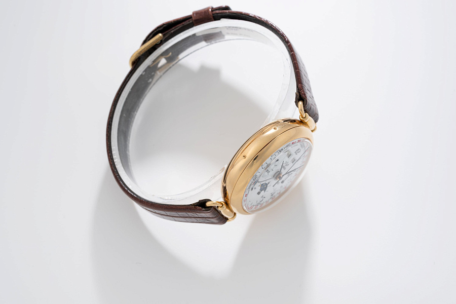 Vintage Triple Calendar Chronograph Ref. 36101 in 18k Yellow Gold