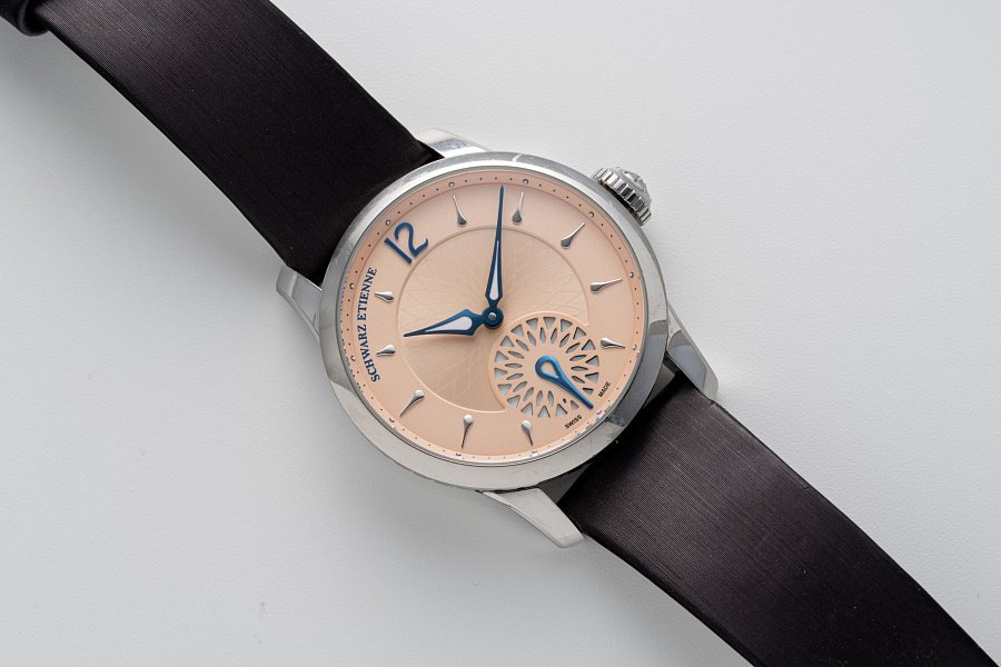 Salmon Dial Watch in Stainless Steel