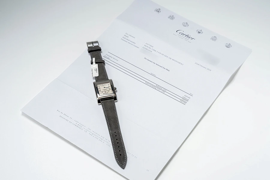 Tank à Vis Wandering Hours Ref. 2554 in 18k White Gold