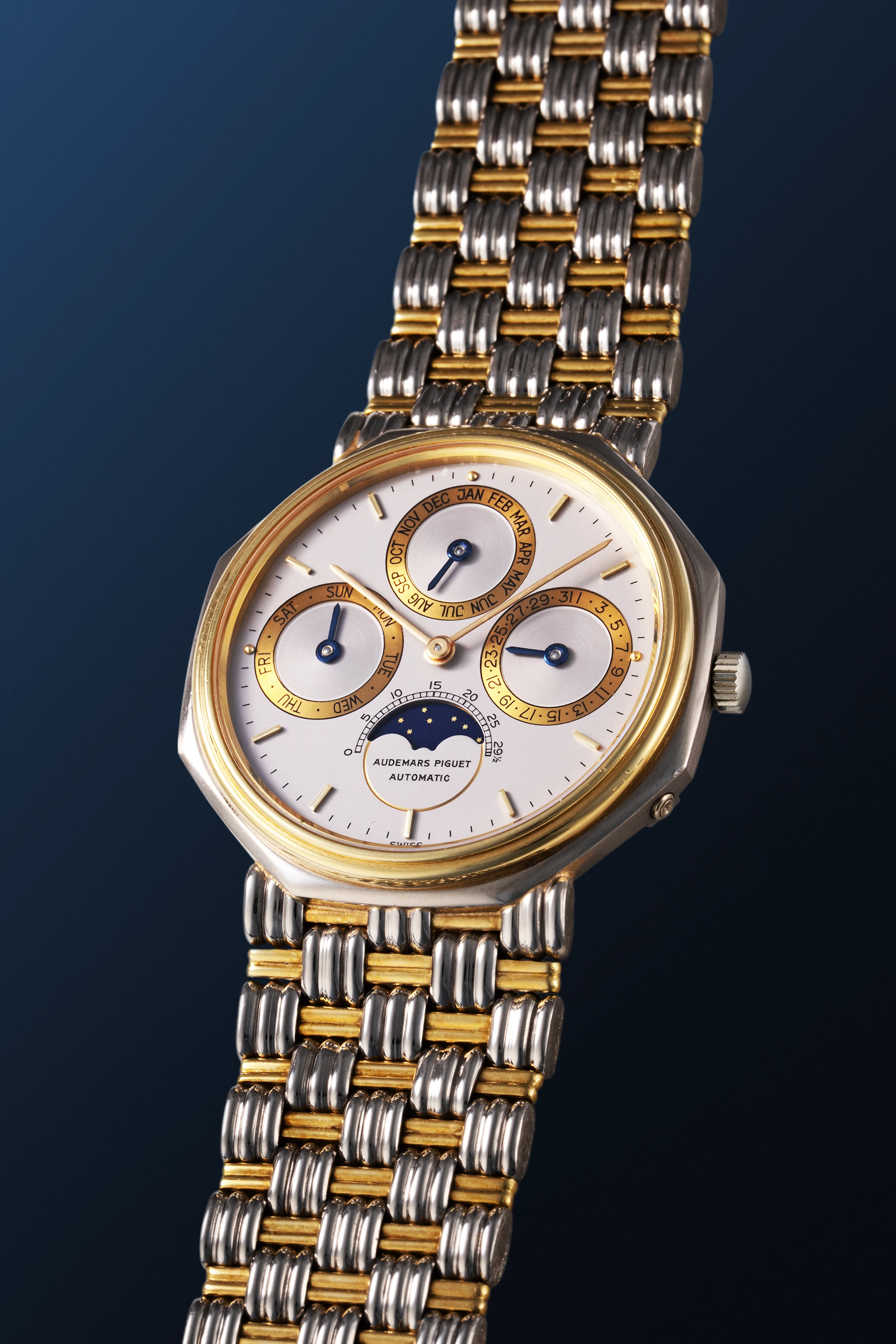 Quantième Perpetual Calendar Ref. 5557CA in 18k White and Yellow Gold