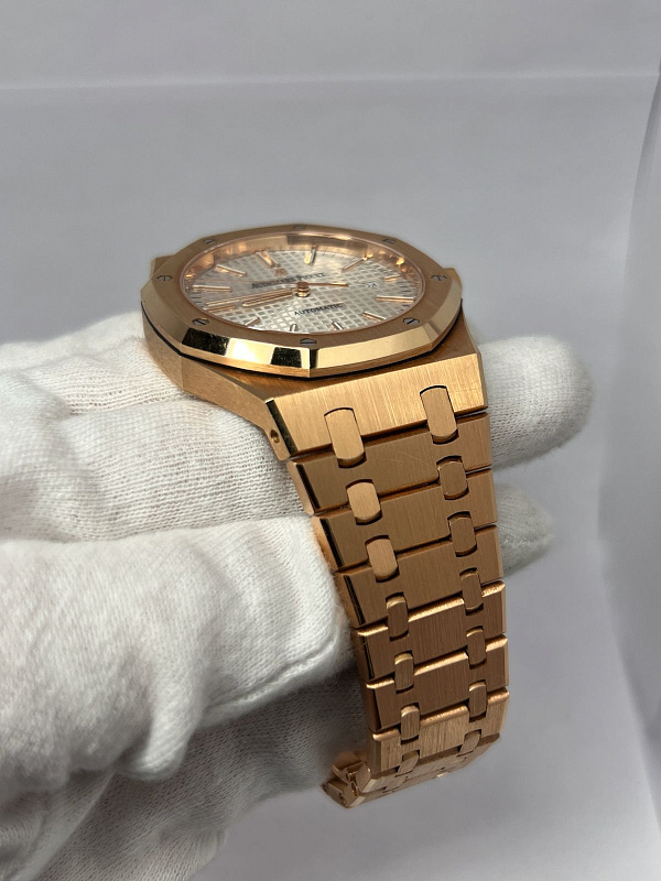 Royal Oak Selfwinding 15400 Rose Gold