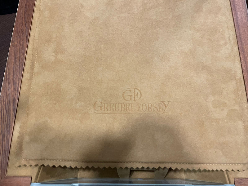 Double Tourbillon 30⁰ Rose Gold