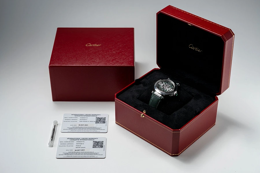 Limited Edition Pasha Skeleton Emerald Ref. WHPA0013 in 18k White Gold