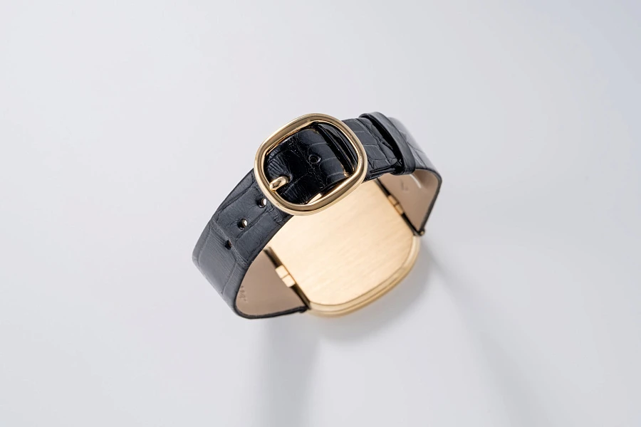 Ellipse Ref. 3738 in 18k Yellow Gold