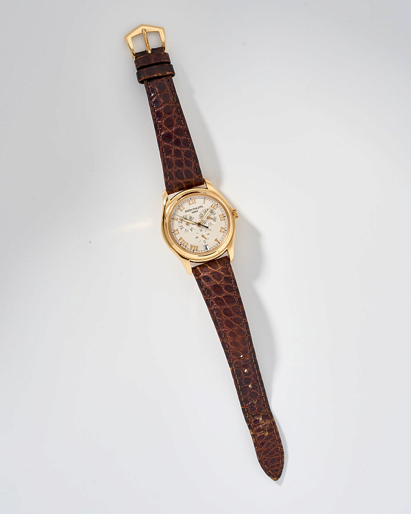 Annual Calendar 5035 Yellow Gold