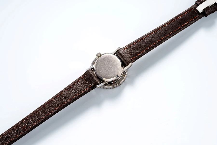 Cocktail Watch in 18k White Gold with Diamonds