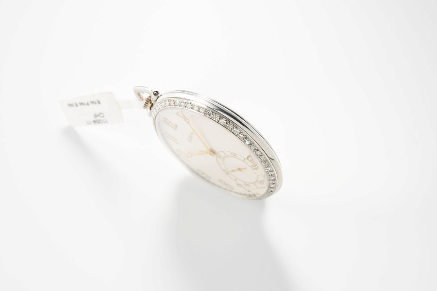 Pocket Watch with Pearls and Diamonds in Platinum