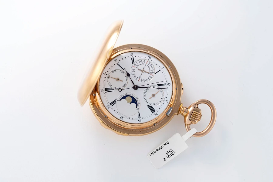 Minute Repeater Perpetual Calendar with Dead-Beat Seconds in 18k Rose Gold