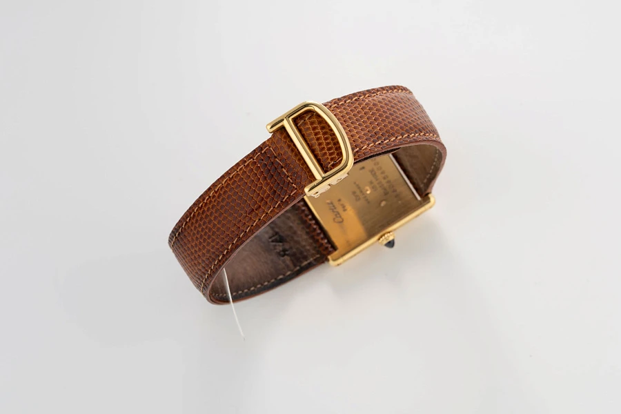 Tank Louis Extra Plate Ref. 96065 in 18k Yellow Gold