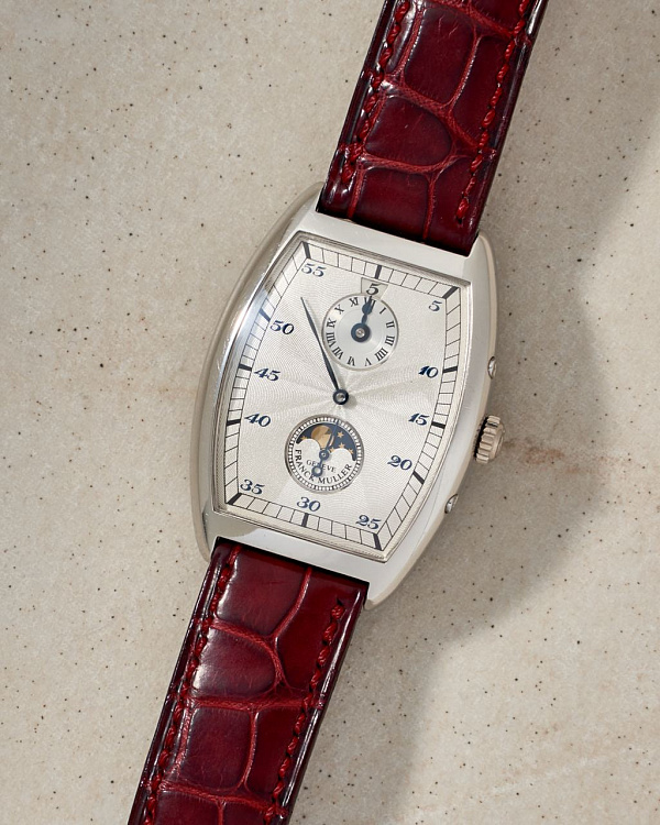 Cintree Curvex Double Heure Sautante Phase de Lune Platinum Manual Wind