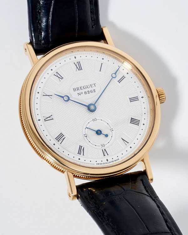 Classique 3917 ‘Cartouche Dial’ Yellow Gold Hand Wound