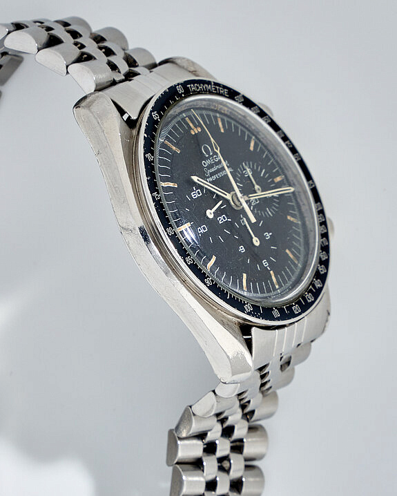 Speedmaster Professional Moonwatch Chronograph 145.022
