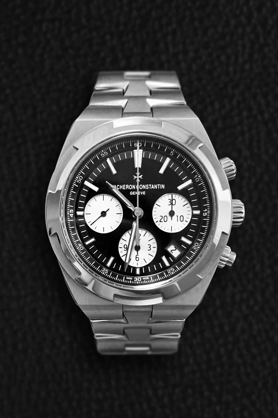 Overseas Chronograph