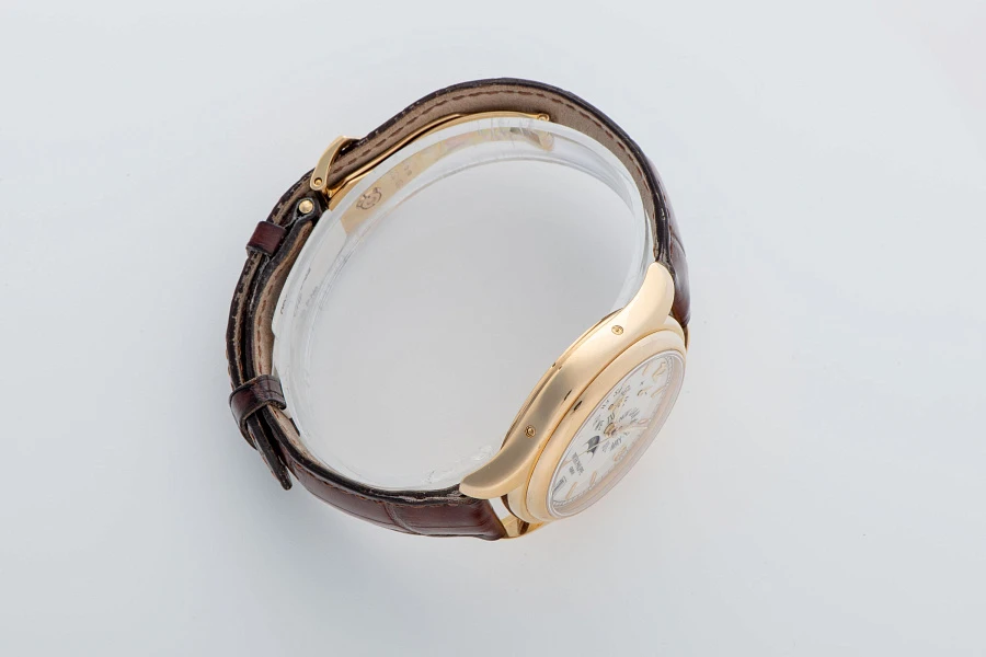 Annual Calendar Ref. 5146 in 18k Yellow Gold