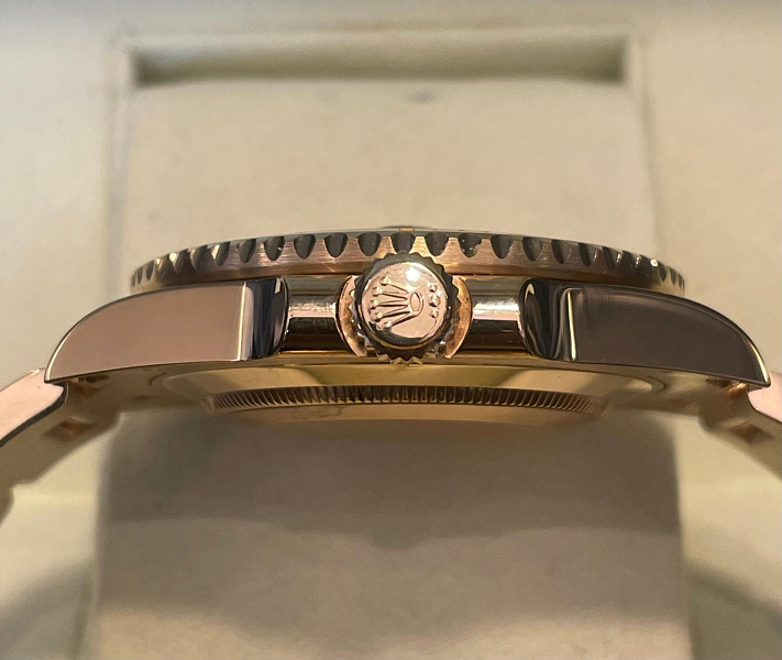 Submariner Date 116618LN Yellow Gold