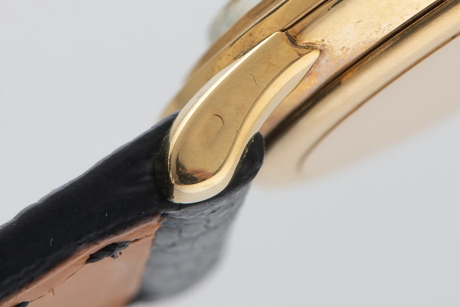 Stepped Bezel Dress Watch Ref. 6595 in 18k Yellow Gold