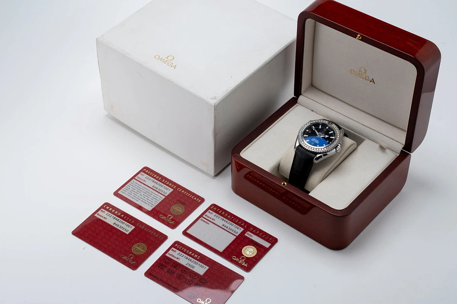 Planet Ocean with Diamond Bezel Ref. 222.18.46.20.01.001 in Stainless Steel