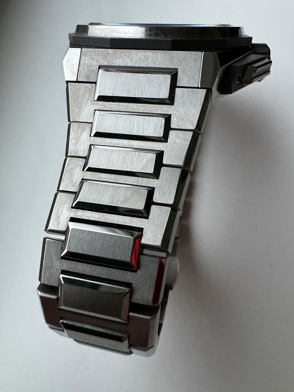 Defy Extreme Titanium 1/100th of a second chronograph