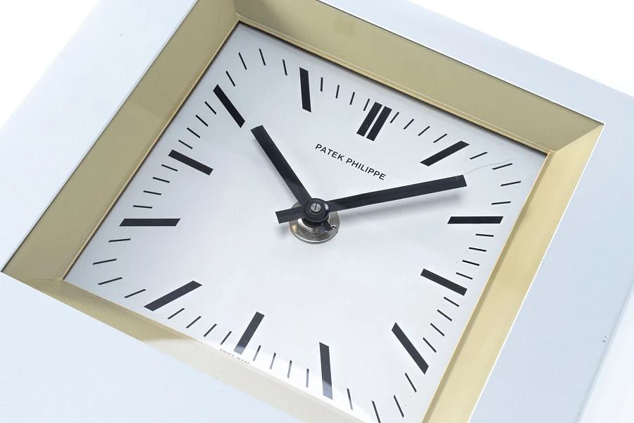 Vintage Quartz-M Wall Clock