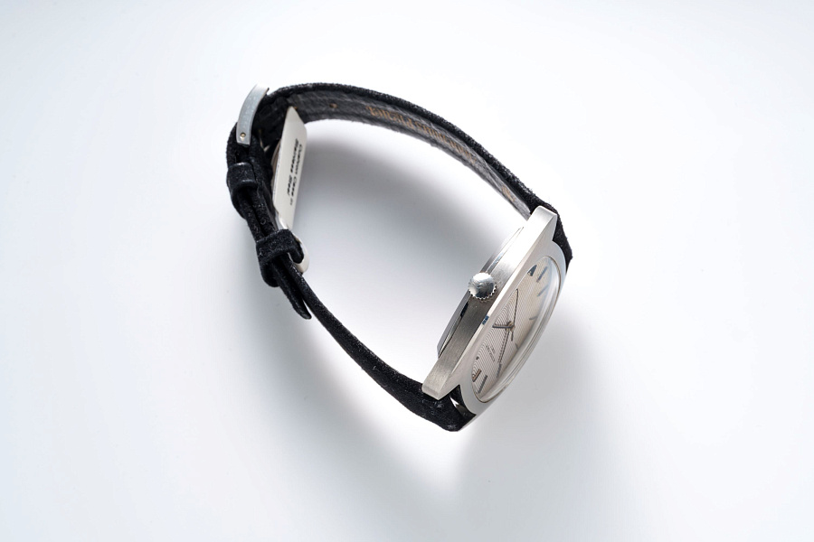 Cushion Case Ref. 5369 in Stainless Steel