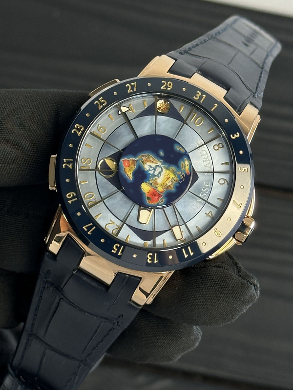 Moonstruck Rose Gold