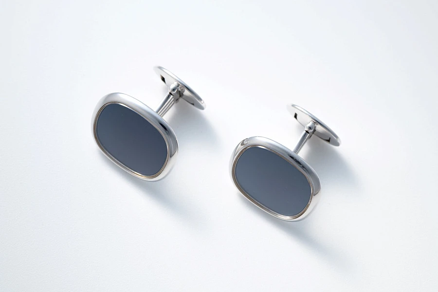 Ellipse Cufflinks in 18k White Gold