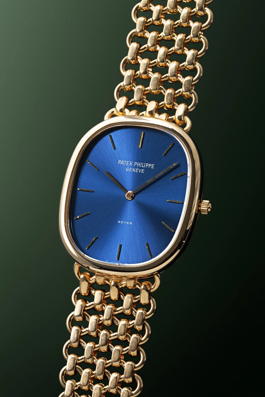 Ellipse Ref. 3738 Beyer Double-Signed in 18k Yellow Gold