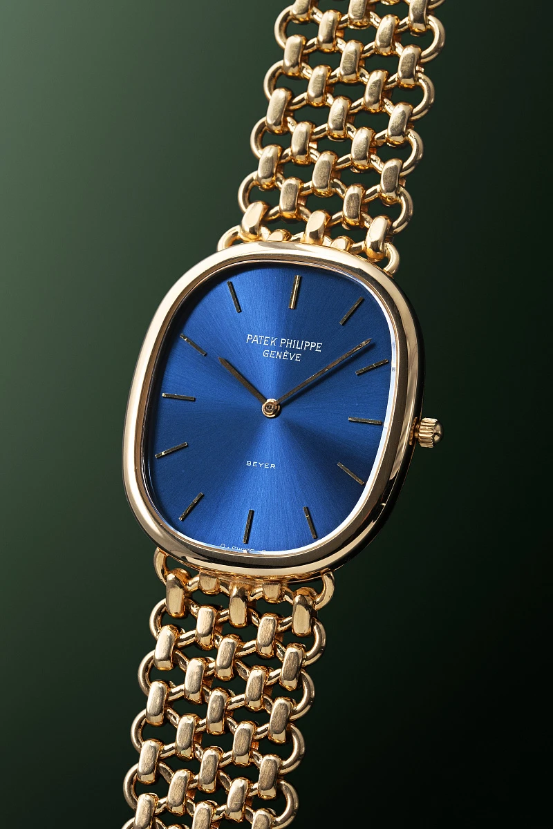 Ellipse Ref. 3738 Beyer Double-Signed in 18k Yellow Gold