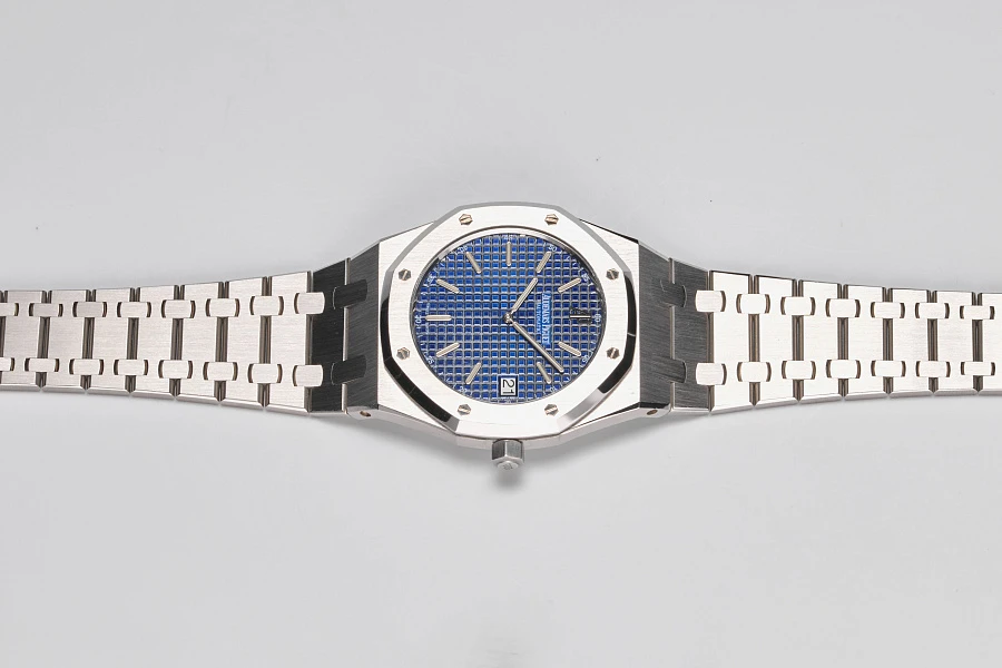 Royal Oak Ultra-Thin Electric Blue