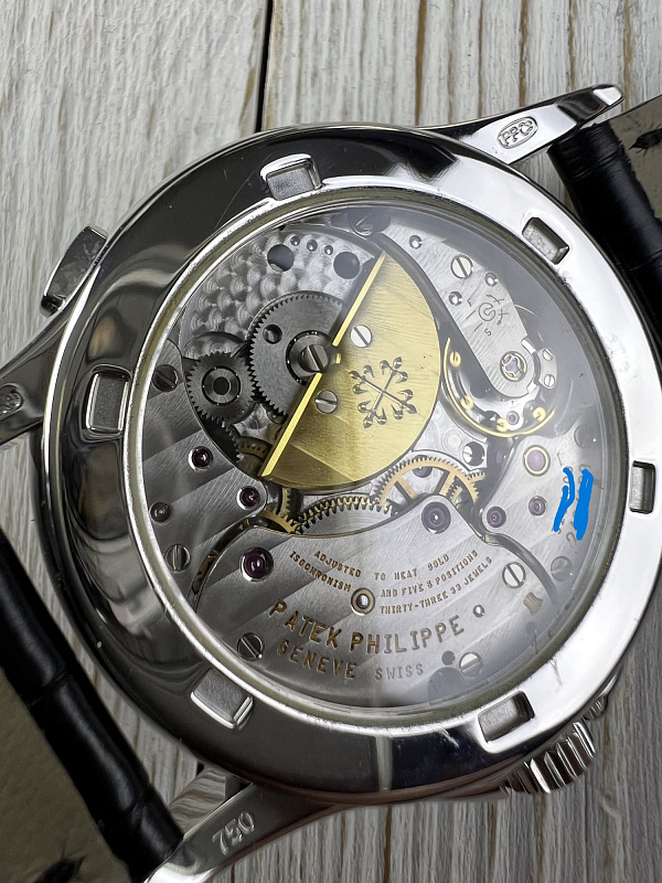 World Time 5110 White Gold