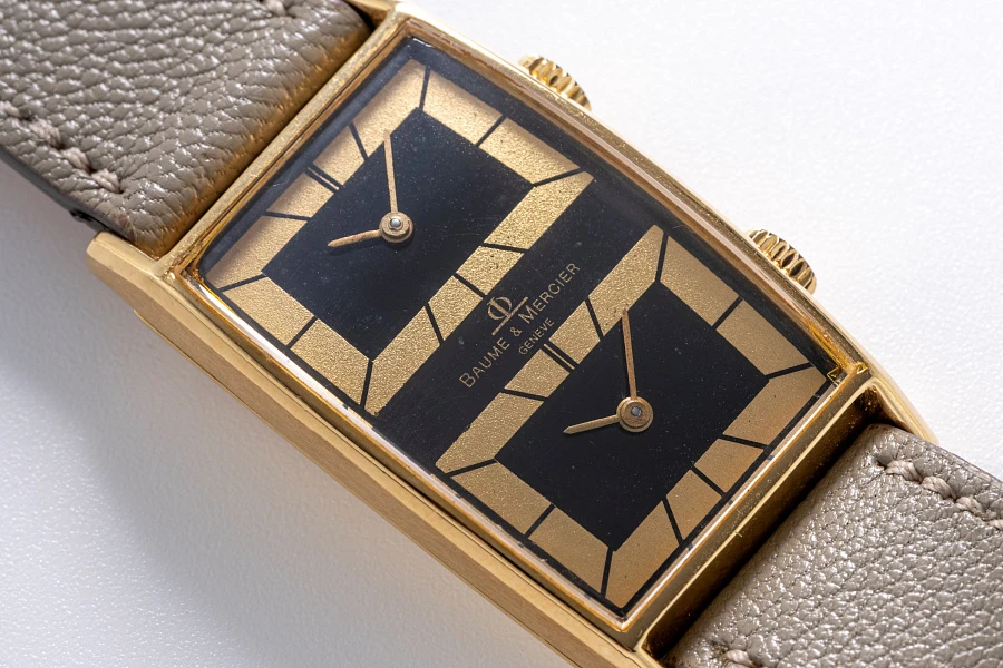 Dual Time Ref. 32002 in 18k Yellow Gold