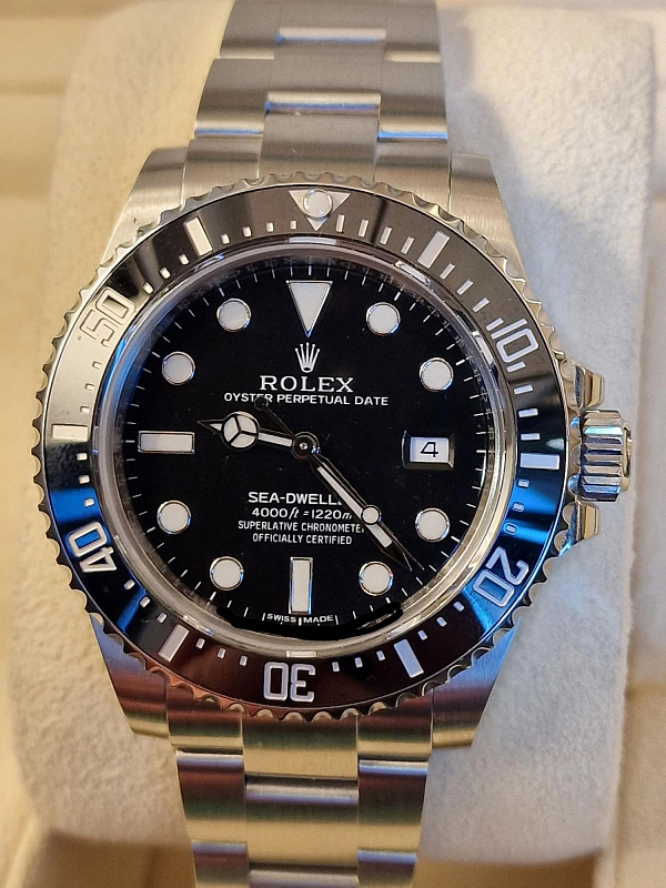 Sea-Dweller 4000ft 116600 Black Dial