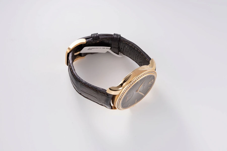 Endeavour Ref. 1321-0114 in 18k Rose Gold