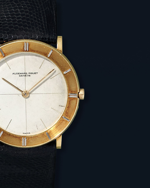 Ultra Slim 'Extrapiatto' Vintage Dress Watch in 18k Yellow Gold