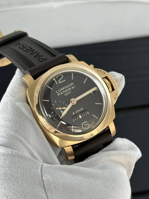 Luminor 1950 8 Days GMT Oro Rosso PAM00576