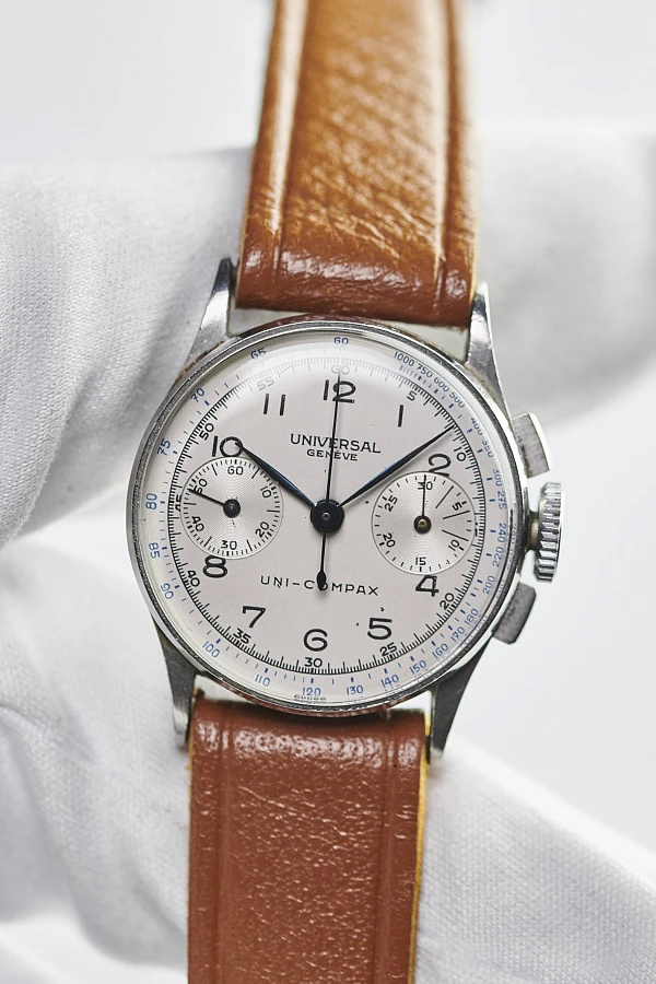 Universal Genève Uni-Compax Lady