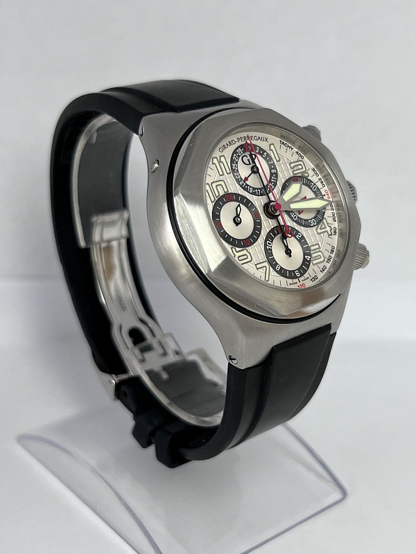 Laureato Evo3 Chronograph