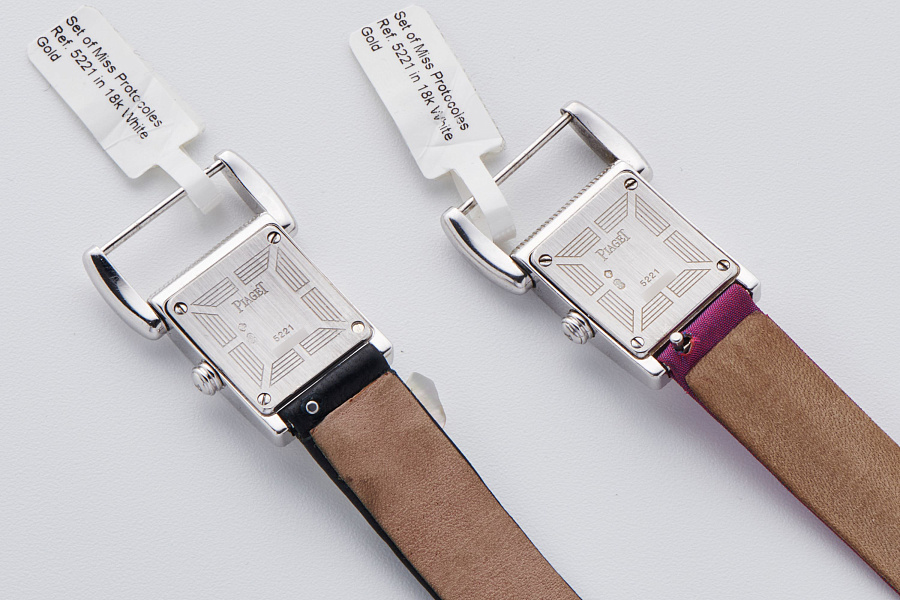 Set of Miss Protocoles Ref. 5221 in 18k White Gold