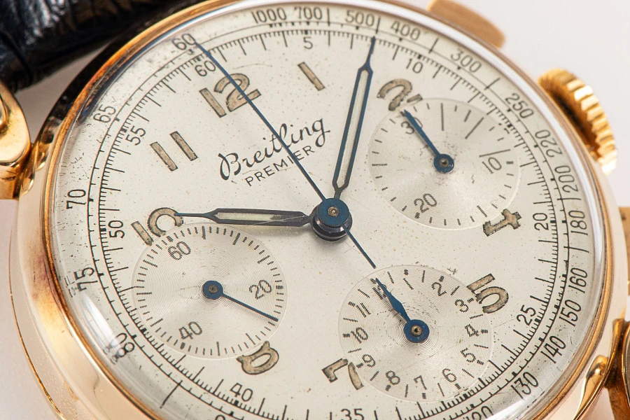 Fancy Lugs Premier Chronograph in 18K Rose Gold