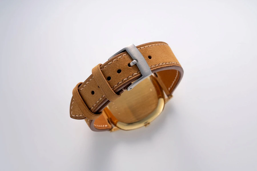 Automatic Angular Ellipse in 18k Yellow Gold