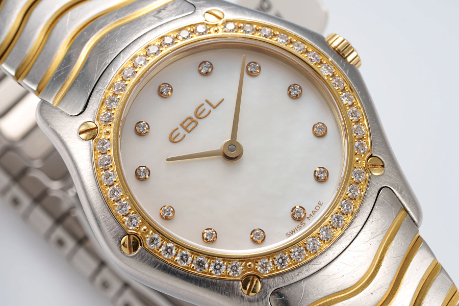 Classic Wave with Mother of Pearl Dial and Diamonds