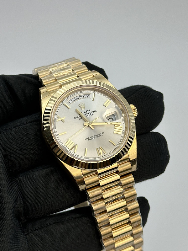 Day-Date 40mm 228238 Yellow Gold Silvered Dial