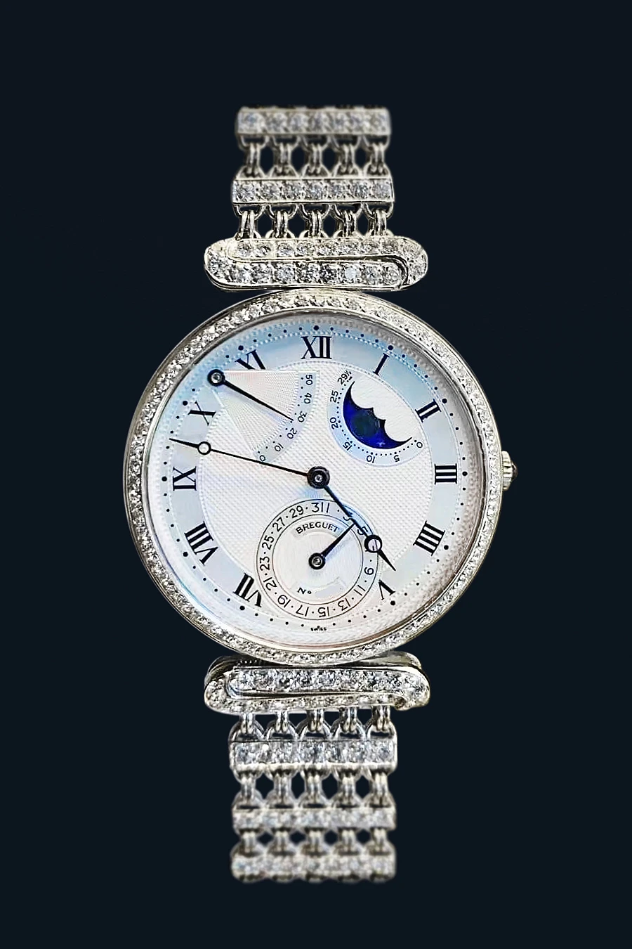Classique Ref. 3130 in 18k White Gold