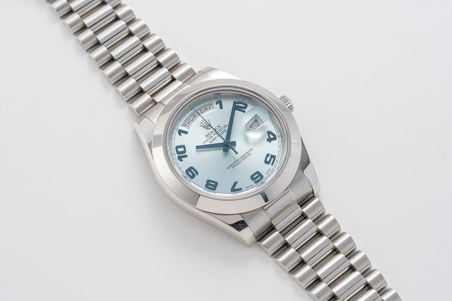 Day-Date II Ref. 218206 in Platinum