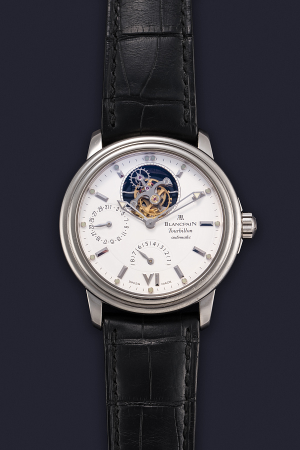 Leman Tourbillon in 18k White Gold